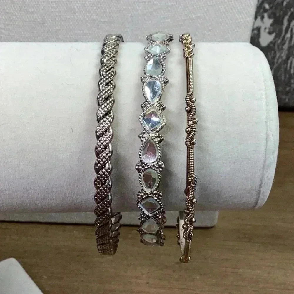 Gold Bangle Set - Various Styles and One with Rhinestones. - Vintage